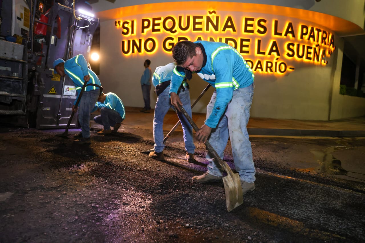 DOM intervine, en tiempo récord, calles del Centro Histórico dom-intervine-en-tiempo-record-calles-del-centro-historico